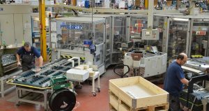 Ferco International robotise son usine de ferrures